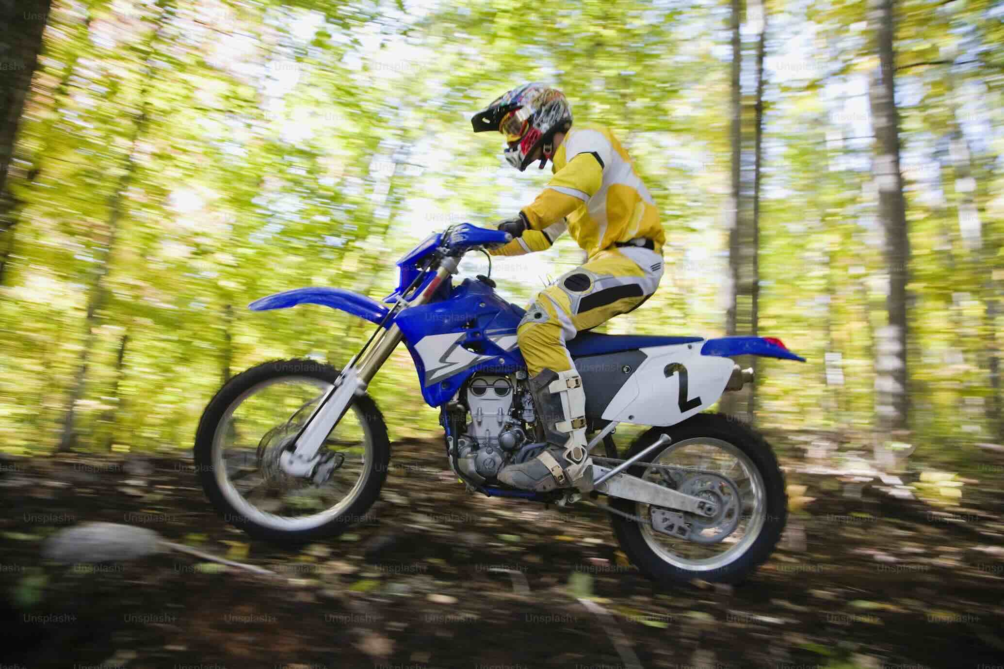 Lire la suite à propos de l’article Comment rattraper les plastiques moto blanchis ?